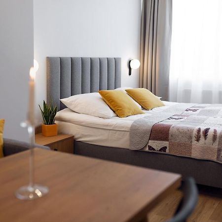 Apartamenty Familijne Kudowa Zdroj Ngoại thất bức ảnh