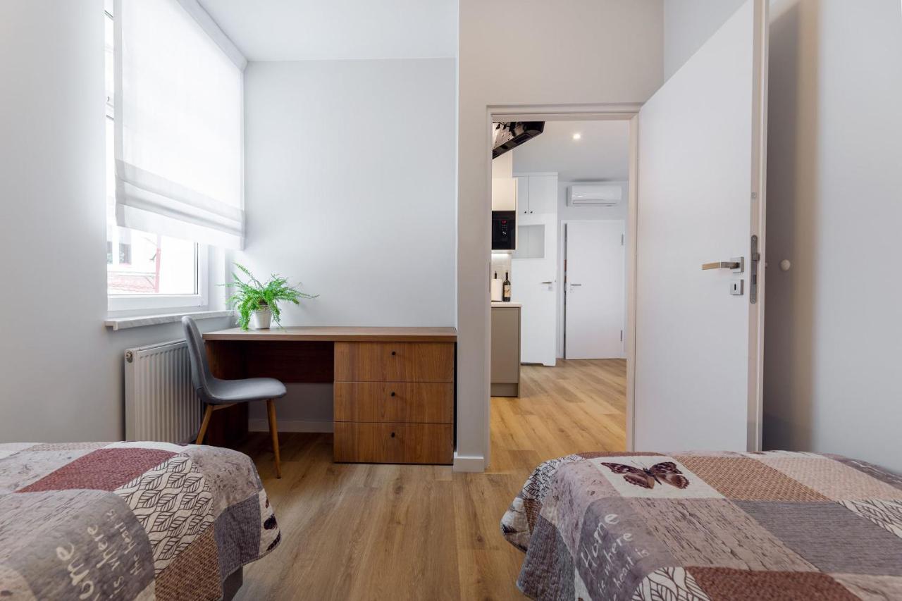 Apartamenty Familijne Kudowa Zdroj Ngoại thất bức ảnh